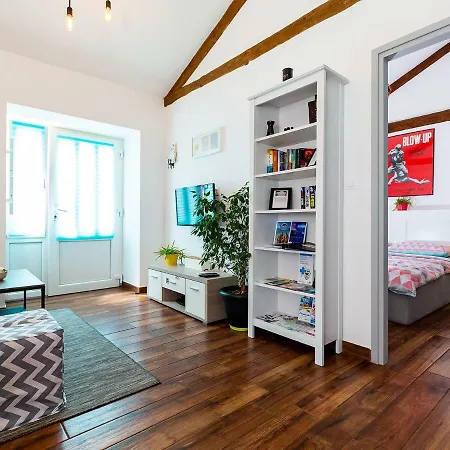 Apartment Gaia